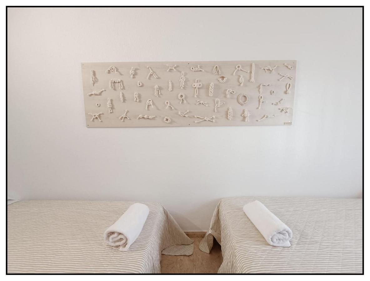 Apartamento Centrico Junto Al Mar - Wifi Free Салоу Екстер'єр фото