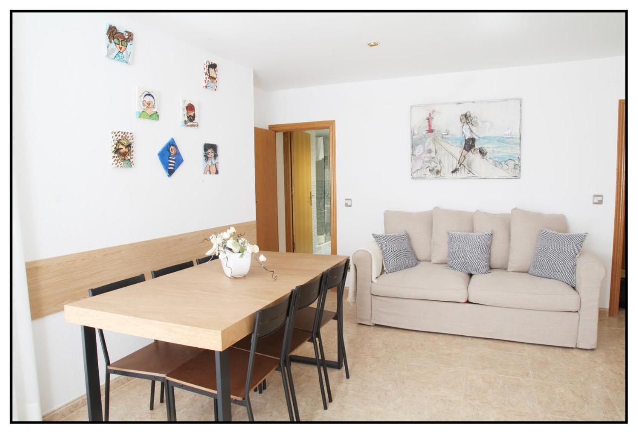 Apartamento Centrico Junto Al Mar - Wifi Free Салоу Екстер'єр фото